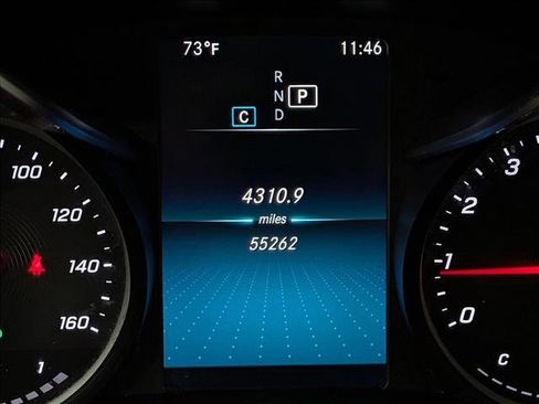 Used 2022 Mercedes-Benz GLC 300 w/ Premium Package Lite image 11