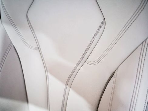 Used 2023 BMW 530i w/ Premium Package image 26