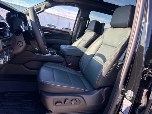 New 2026 GMC Yukon AT4 w/ AT4 Premium Plus Package AWD/4WD image 16
