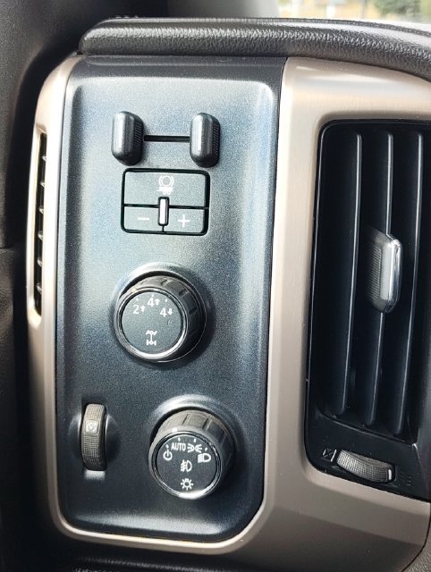 Used 2015 GMC Sierra 3500 Denali w/ Duramax Plus Package AWD/4WD image 24