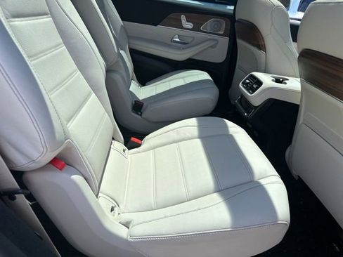 Certified 2024 Mercedes-Benz GLS 450 4MATIC image 35