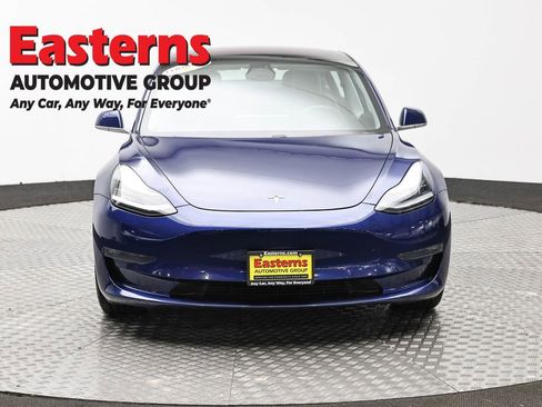 Used 2018 Tesla Model 3 Performance AWD/4WD image 2