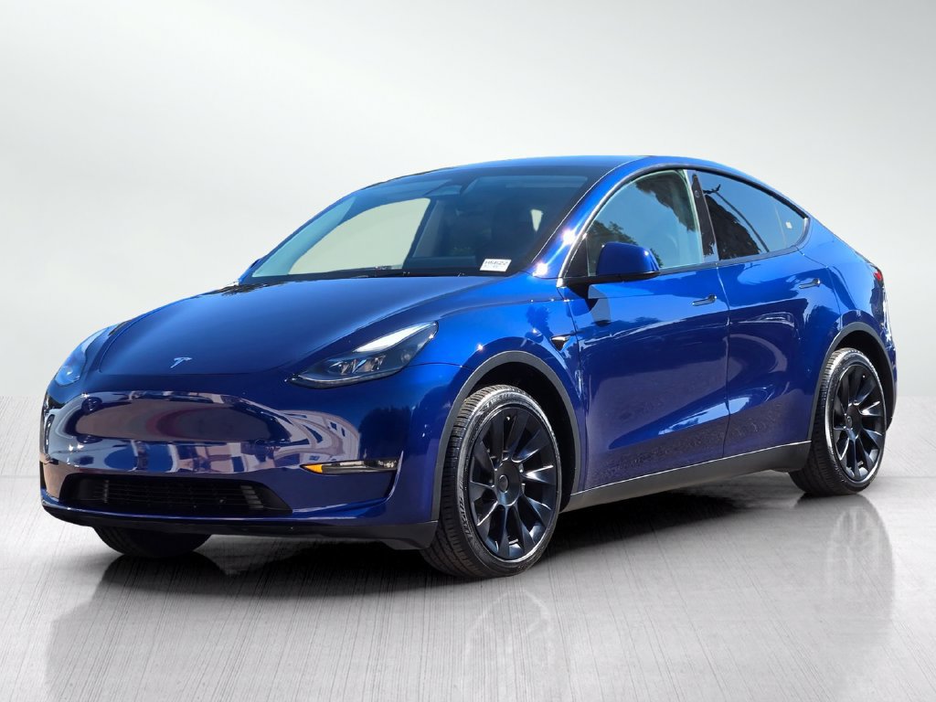 Used 2023 Tesla Model Y 2WD image 9