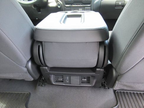 Used 2025 Chevrolet Silverado 1500 Custom RWD image 33