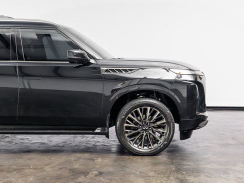 Used 2025 INFINITI QX80 Autograph w/ Autograph Exterior Package AWD/4WD image 22