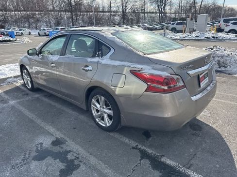 Used 2013 Nissan Altima 2.5 SV w/ 2.5SV Convenience Pkg image 21