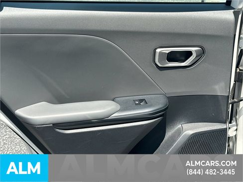 Used 2025 Kia K4 FWD image 24