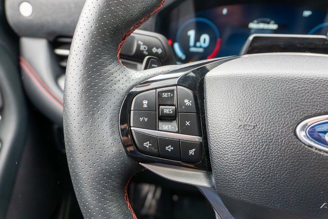 Used 2025 Ford Explorer ST AWD/4WD image 27