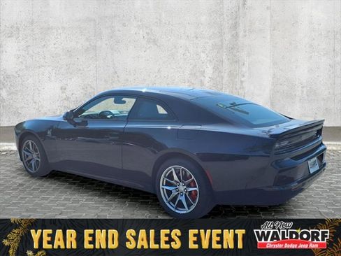 New 2025 Dodge Charger Scat Pack w/ Track Pack image 5