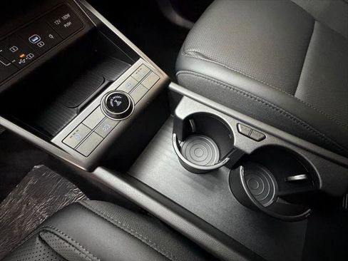 New 2026 Hyundai Kona SEL Premium image 17