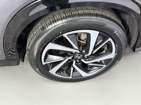 Used 2019 Honda HR-V Sport image 9