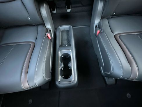 New 2026 Nissan Armada SL w/ Captain's Chari Seat Package image 28