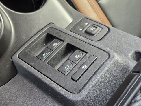 Used 2023 Ford Bronco Outer Banks AWD/4WD image 19