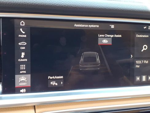 Used 2019 Porsche Panamera 4 AWD/4WD image 28
