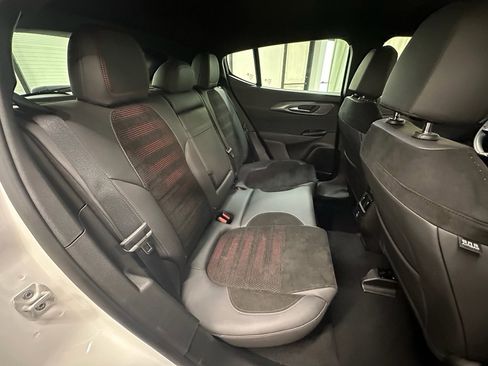 Used 2024 Dodge Hornet R/T w/ Track Pack image 20