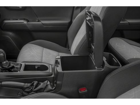 Used 2023 Toyota Tacoma TRD Off-Road AWD/4WD image 9