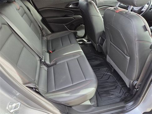 Certified 2024 Chevrolet Trax RS w/ Sunroof Package image 14