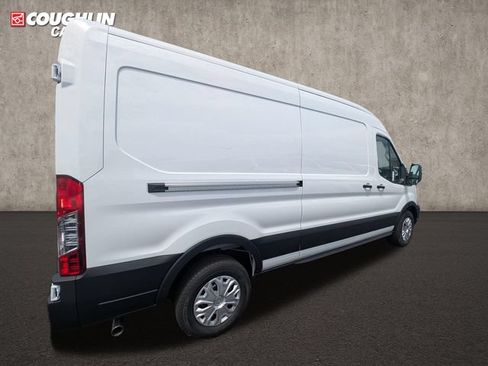 New 2026 Ford Transit 250 148 Medium Roof RWD image 9