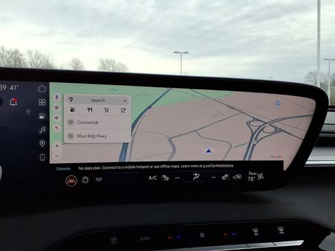 Used 2025 Buick Enclave Preferred image 14