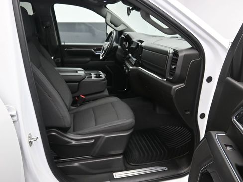 Certified 2025 Chevrolet Silverado 2500 LT w/ Convenience Package image 25