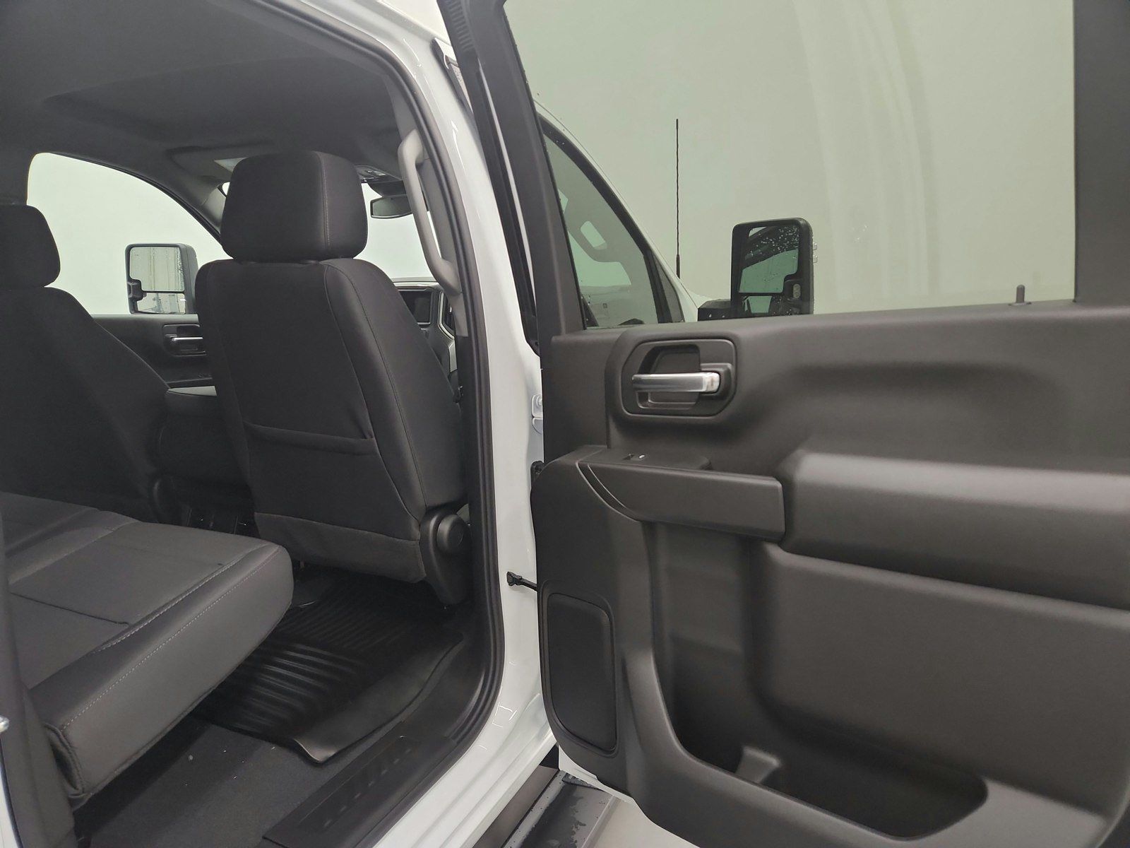 New 2026 Chevrolet Silverado 2500 Custom w/ Custom Value Package AWD/4WD image 46