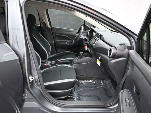 New 2025 Nissan Versa S w/ Trunk Package image 27