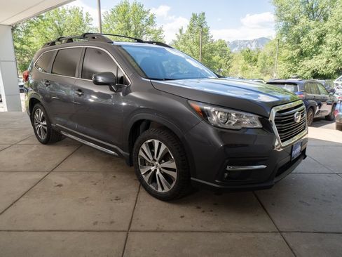 Used 2019 Subaru Ascent Limited w/ Popular Package #2 AWD/4WD image 2