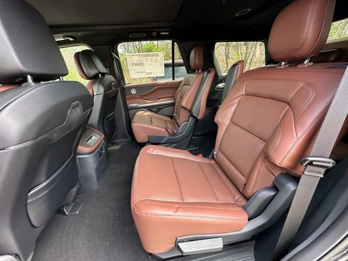 New 2026 Lincoln Navigator Reserve AWD/4WD image 20