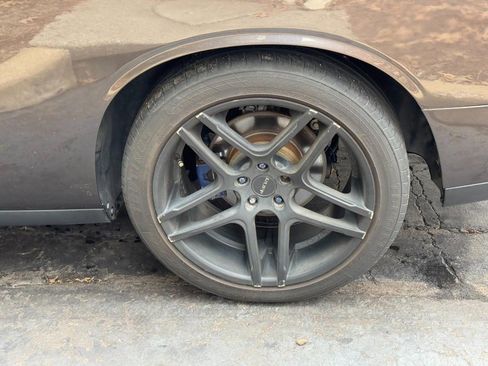 Used 2016 Dodge Challenger SXT w/ Sound Group image 5