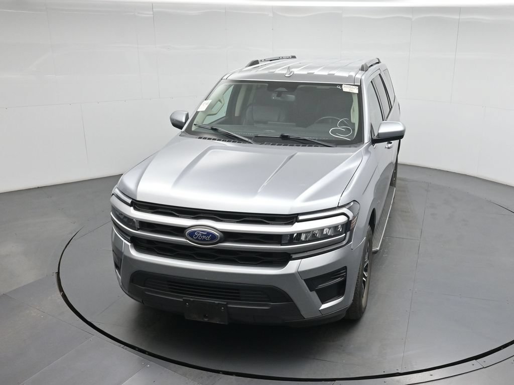 Used 2023 Ford Expedition XLT RWD image 11