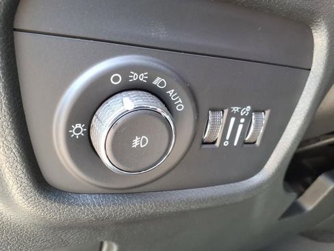 New 2026 Jeep Grand Cherokee L Limited AWD/4WD image 17