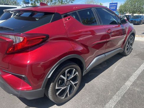 Used 2018 Toyota C-HR XLE image 31