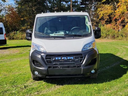 New 2025 RAM ProMaster 1500 w/ Premium Convenience Group image 2