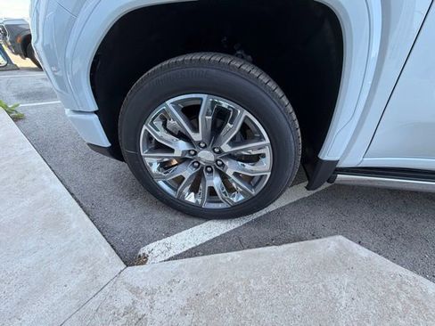 New 2026 GMC Sierra 1500 Denali image 10