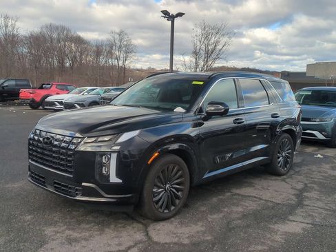 Certified 2025 Hyundai Palisade Calligraphy AWD/4WD image 7