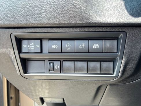 New 2026 Toyota Tundra SR5 AWD/4WD image 31