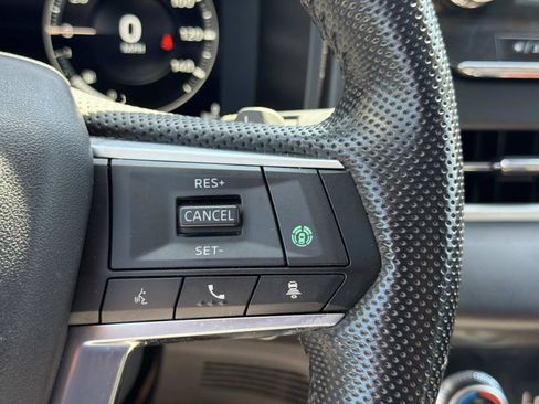 Used 2023 Mitsubishi Outlander SE AWD/4WD image 19