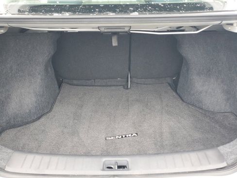 Used 2019 Nissan Sentra SV w/ Special Edition Package image 29