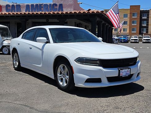 Used 2022 Dodge Charger SXT image 1