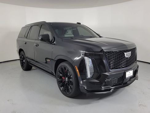 Certified 2026 Cadillac Escalade V AWD/4WD image 1