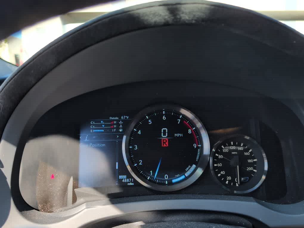 Used 2015 Lexus RC F w/ Performance Package RWD image 12