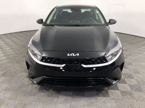 Used 2024 Kia Forte LXS image 3