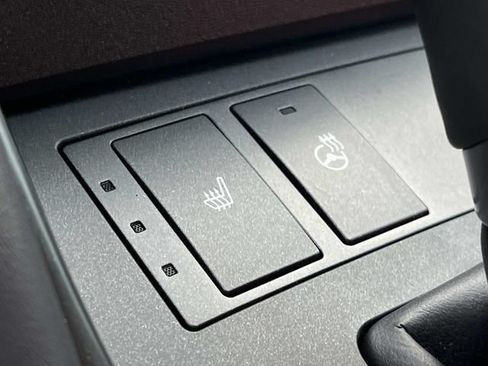 Used 2025 Lexus IS 350 F Sport w/ Accessory Package RWD image 37