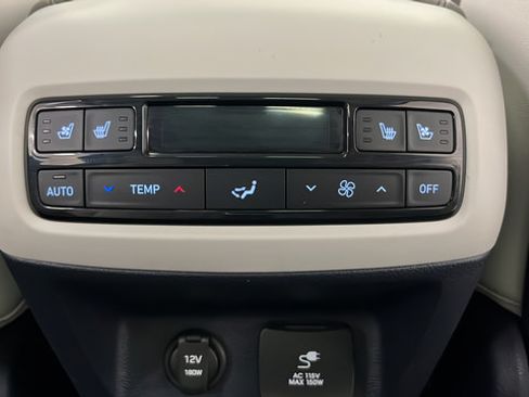 Used 2025 Hyundai Palisade Calligraphy FWD image 38