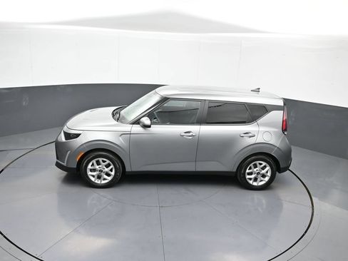 Certified 2023 Kia Soul S FWD image 39