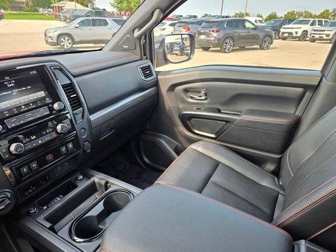 Used 2024 Nissan Titan PRO-4X w/ Pro-4x Convenience Package AWD/4WD image 35