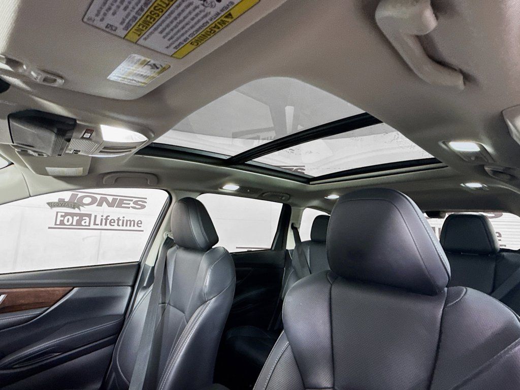 Used 2023 Subaru Ascent Touring AWD/4WD image 12