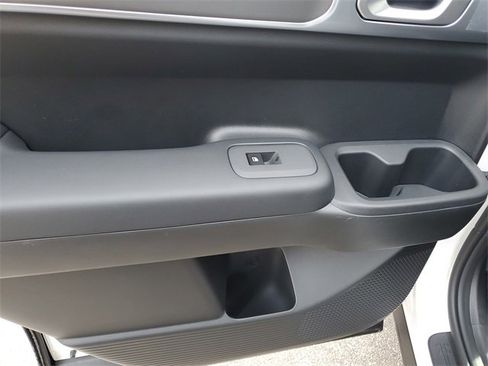 New 2026 Hyundai Santa Fe SE image 15