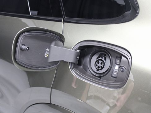 New 2026 Porsche Cayenne E-Hybrid image 33