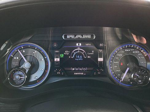 Used 2021 RAM 2500 Limited image 12